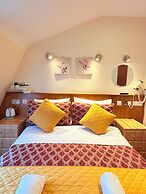 Albro House Hotel