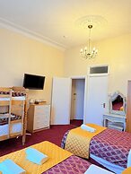 Albro House Hotel