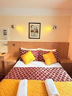 Albro House Hotel