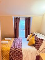 Albro House Hotel