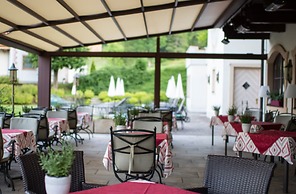 Hotel AlpenSchlössl