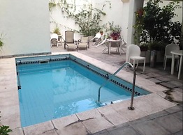Condor Suites Apart Hotel
