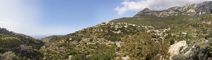 Es Moli Hotel