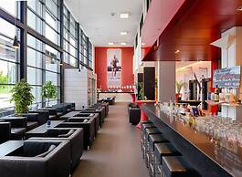 NOVINA HOTEL Herzogenaurach Herzo Base