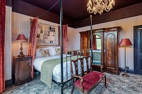 Hotel Clementine