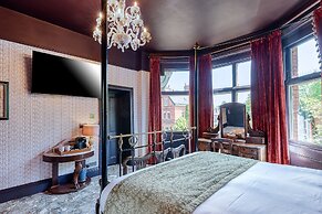 Hotel Clementine