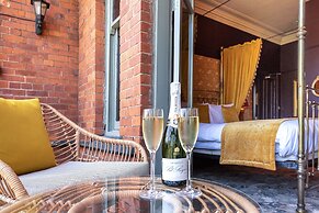 Hotel Clementine