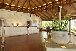 Royal Island Resort & Spa