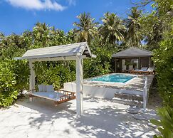 Royal Island Resort & Spa
