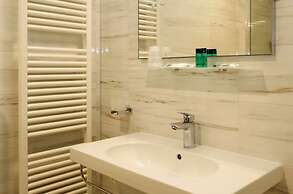 Hotel Dama