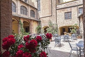 Il Chiostro del Carmine