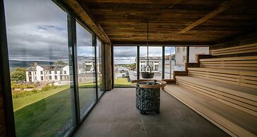 Gleddoch Golf & Spa Resort