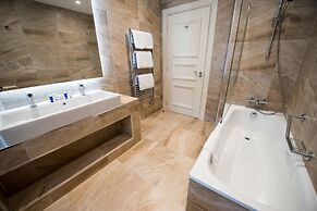 Gleddoch Golf & Spa Resort
