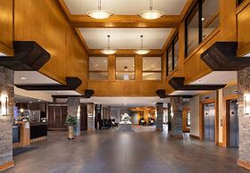 The Cove Lakeside Resort