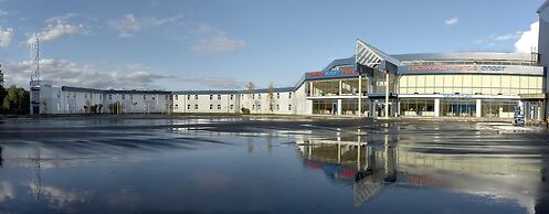 Petro Sport Hotel