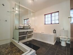 Lairds Lodge