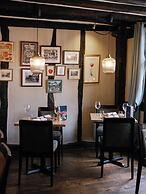 The Kings Arms Hotel