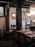 The Kings Arms Hotel