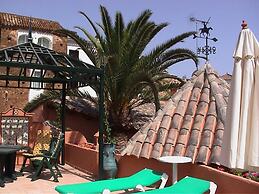 Amanhavis Hotel