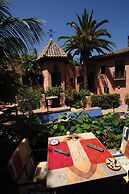 Amanhavis Hotel