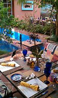 Amanhavis Hotel
