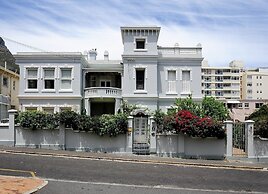 Barry Hall Apartments
