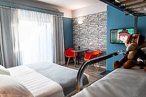 Business Hotel