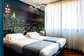 Business Hotel