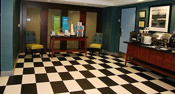 Hampton Inn & Suites Bloomington - Normal
