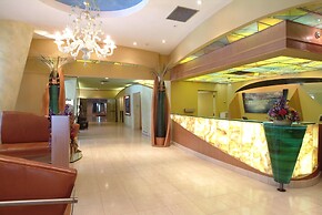 Holiday Inn Niagara Falls - By The Falls by IHG