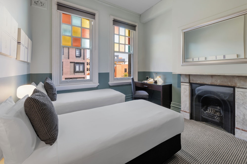 Vulcan Hotel Sydney