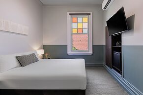 Vulcan Hotel Sydney