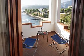 BUE MARINO HOTEL & ROOFTOP BAR