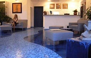 BUE MARINO HOTEL & ROOFTOP BAR