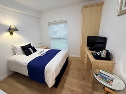 Beachcombers Hotel