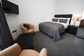 Grosvenor Suites