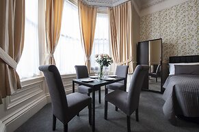 Grosvenor Suites