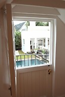Beauclair Guest Cottage
