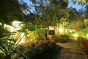 Laluna Hotel & Resort