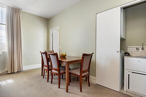 Launceston Central Apartment Hotel