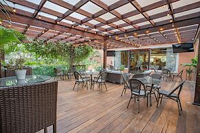 Hodelpa Garden Court