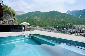 The Omnia