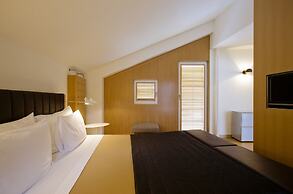 The Omnia