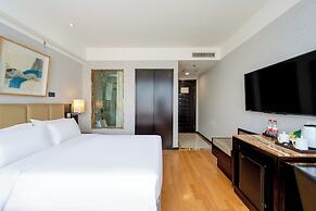 AC Embassy Hotel