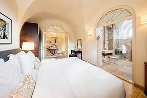 Mandarin Oriental, Prague