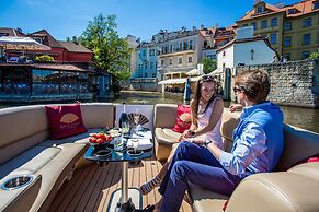 Mandarin Oriental, Prague