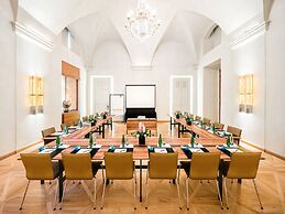 Mandarin Oriental, Prague