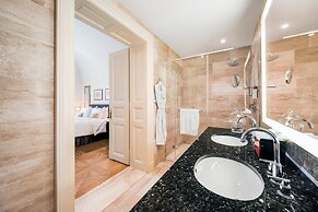Mandarin Oriental, Prague