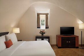 Mandarin Oriental, Prague