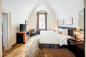Mandarin Oriental, Prague